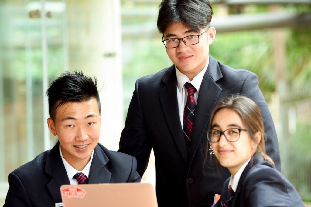 Macquarie Grammar School