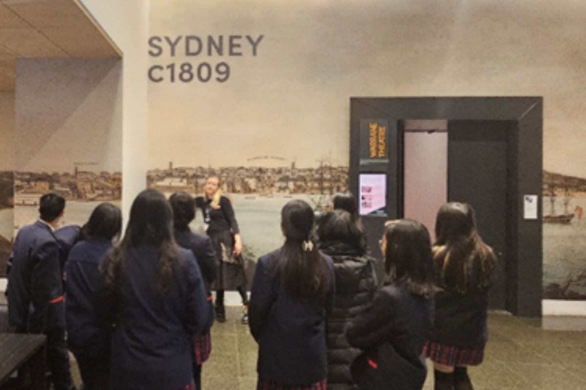 Macquarie Grammar School