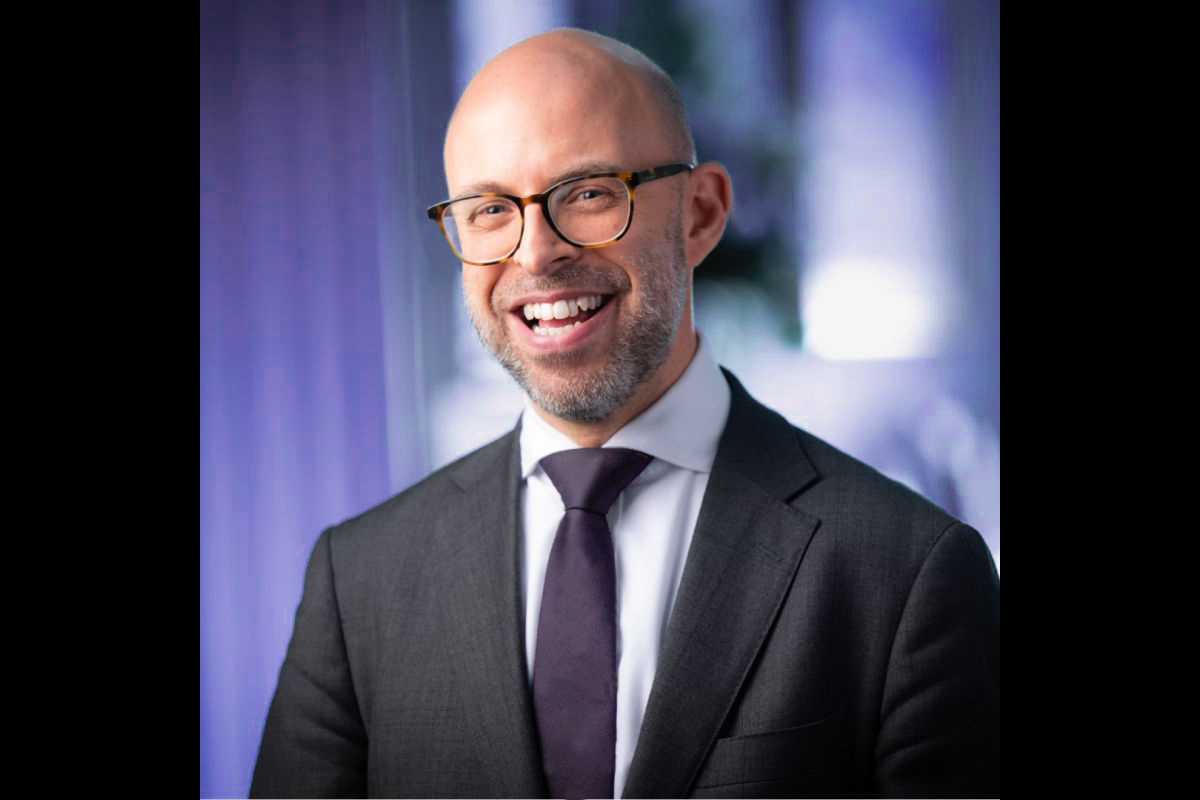 Dr Robert Loe